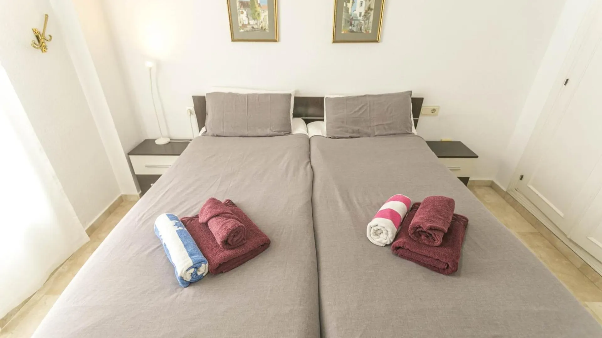 Nerja Sun Apartment Alba Las Fuentes 0*,  إسبانيا